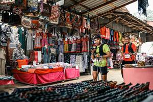 BIB: 
                            <button type="button" onclick="openModal(25558277)" class="btn btn-primary btn-sm float-right btn-popup" data-toggle="modal" data-target=".modal-high-quality">
                        <i class="fas fa-shopping-cart"></i> Add to Cart
                    </button>
                                            <button type="button" onclick="isThisMe(25558277, true)" class="btn btn-success btn-sm float-right btn-popup btn-isme hidden" data-toggle="tooltip" data-placement="bottom" title="นี่คือรูปของคุณใช่ไหม คลิกที่นี่เพื่อเอาเข้าอัลบั้ม">
                        <i class="fas fa-plus"></i> Add to album
                    </button>
                    <button type="button" onclick="isThisMe(25558277, false)" class="btn btn-warning btn-sm float-right btn-popup btn-isnotme hidden">
                        <i class="fas fa-ban"></i> Remove from album
                    </button>